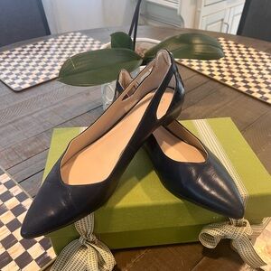 Elegant Black Leather Women's Flats